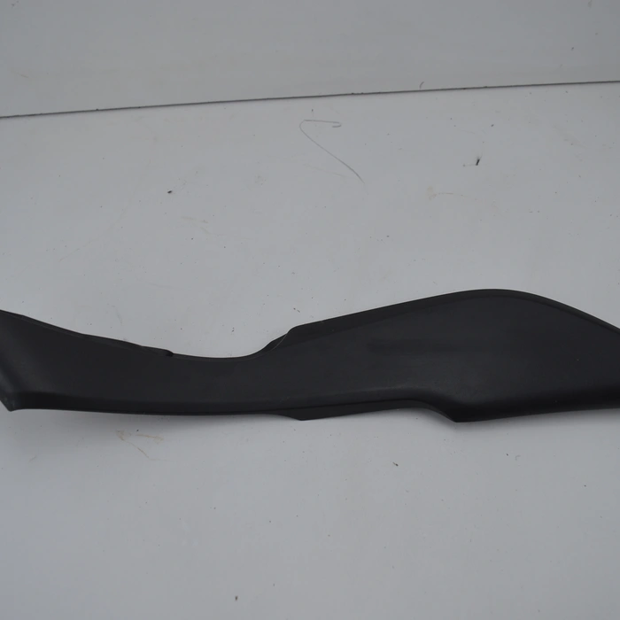 Carénage entre jambe droite versys de 2007 a 2009 kawasaki
