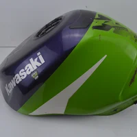 Réservoir zx6r 1998 kawasaki 600 cm3