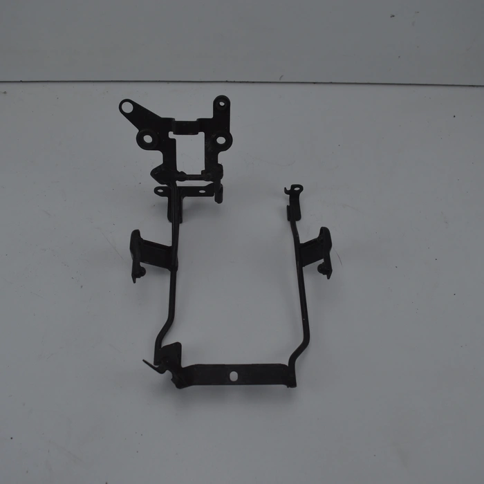 Support metallique  fz6 de 2004 a 2006 yamaha