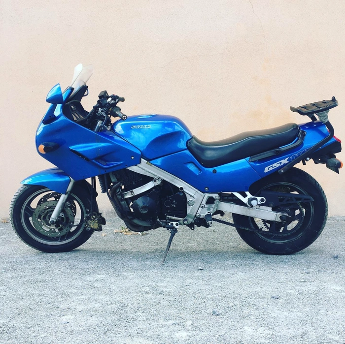 Gsxf 1100 1989 Suzuki bleu